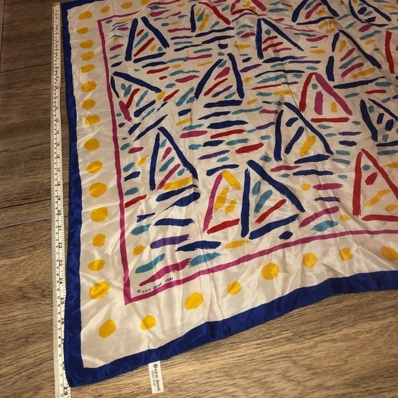 VTG Ken Done 1985 Iconic Sailing on Sydney Harbour Art Print Scarf 28.5” x 28.5” - Picture 5 of 6